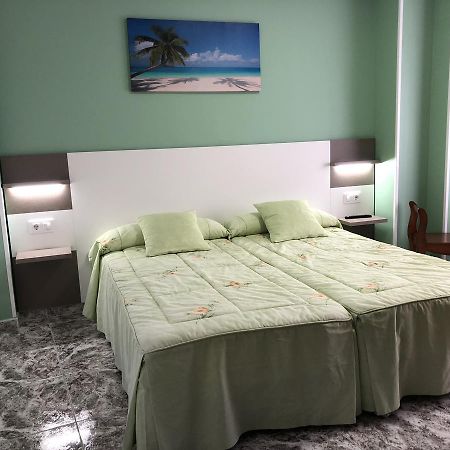 Pension Casa Prieto Вільялонга Екстер'єр фото